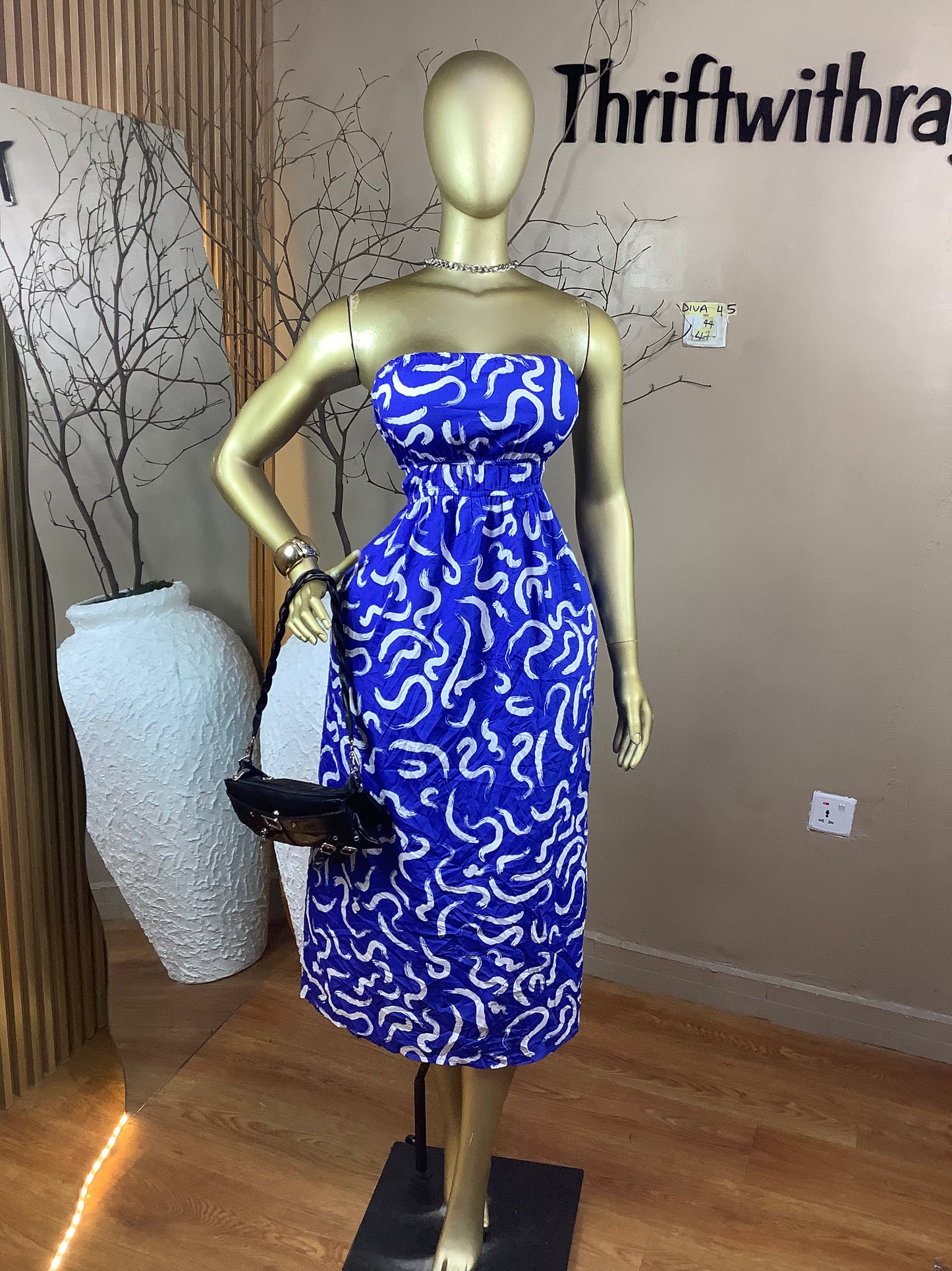 SIZE16 Diva45 Length47(blue&white)