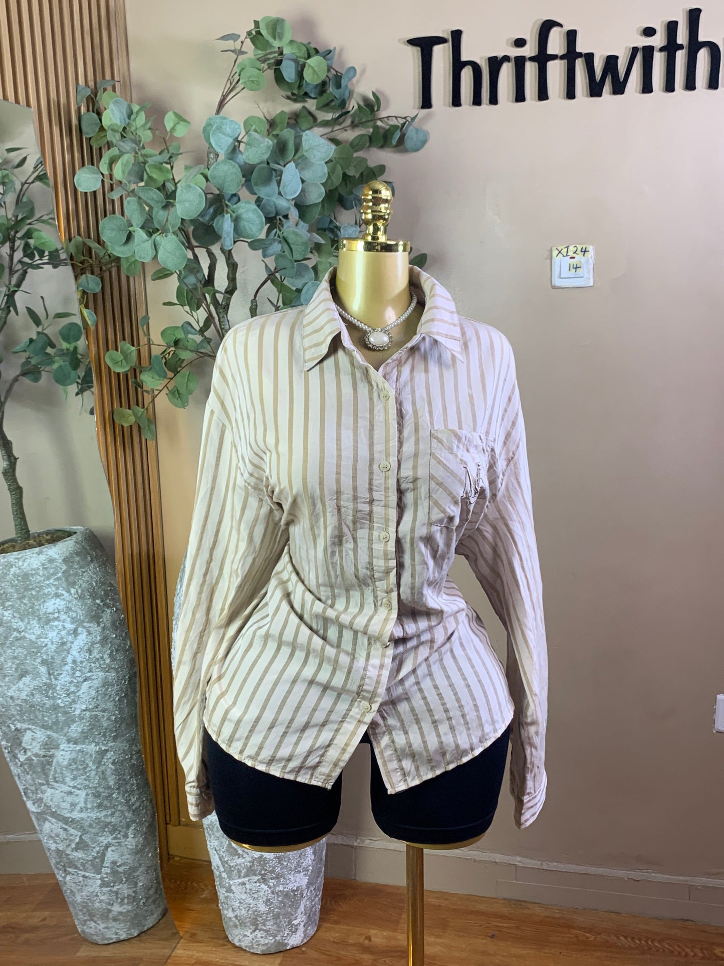 SIZE14 XI24(Top only)