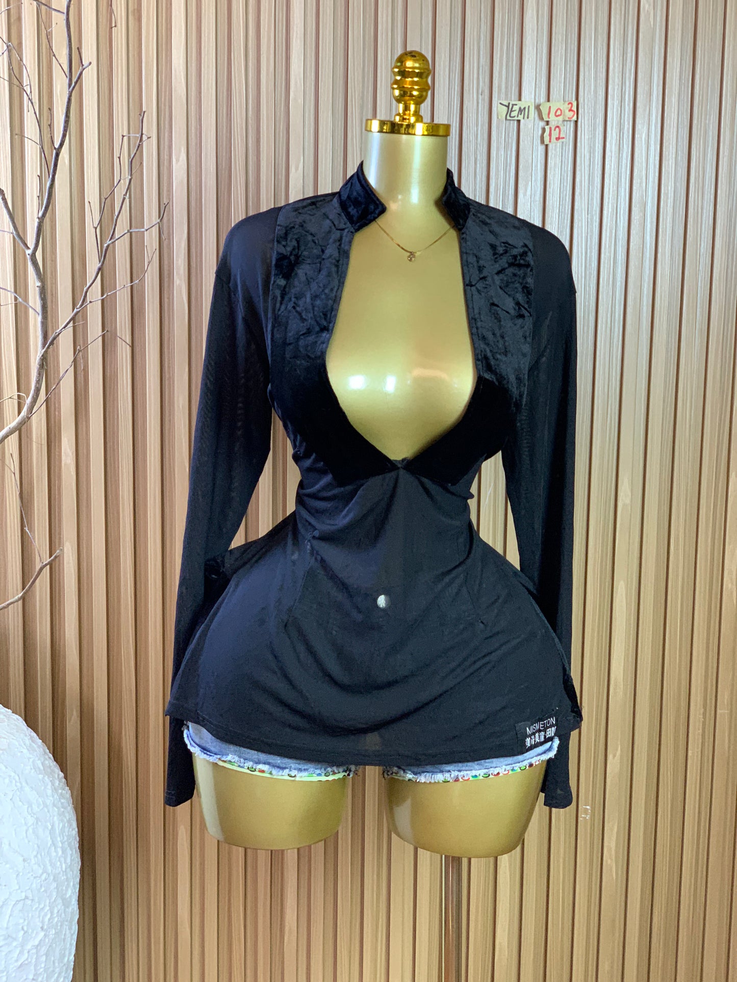YEMI103 SIZE12(Black top)