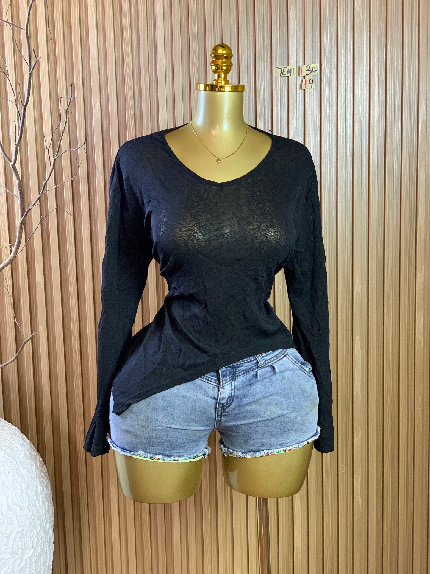YEMI134 SIZE14(black top)