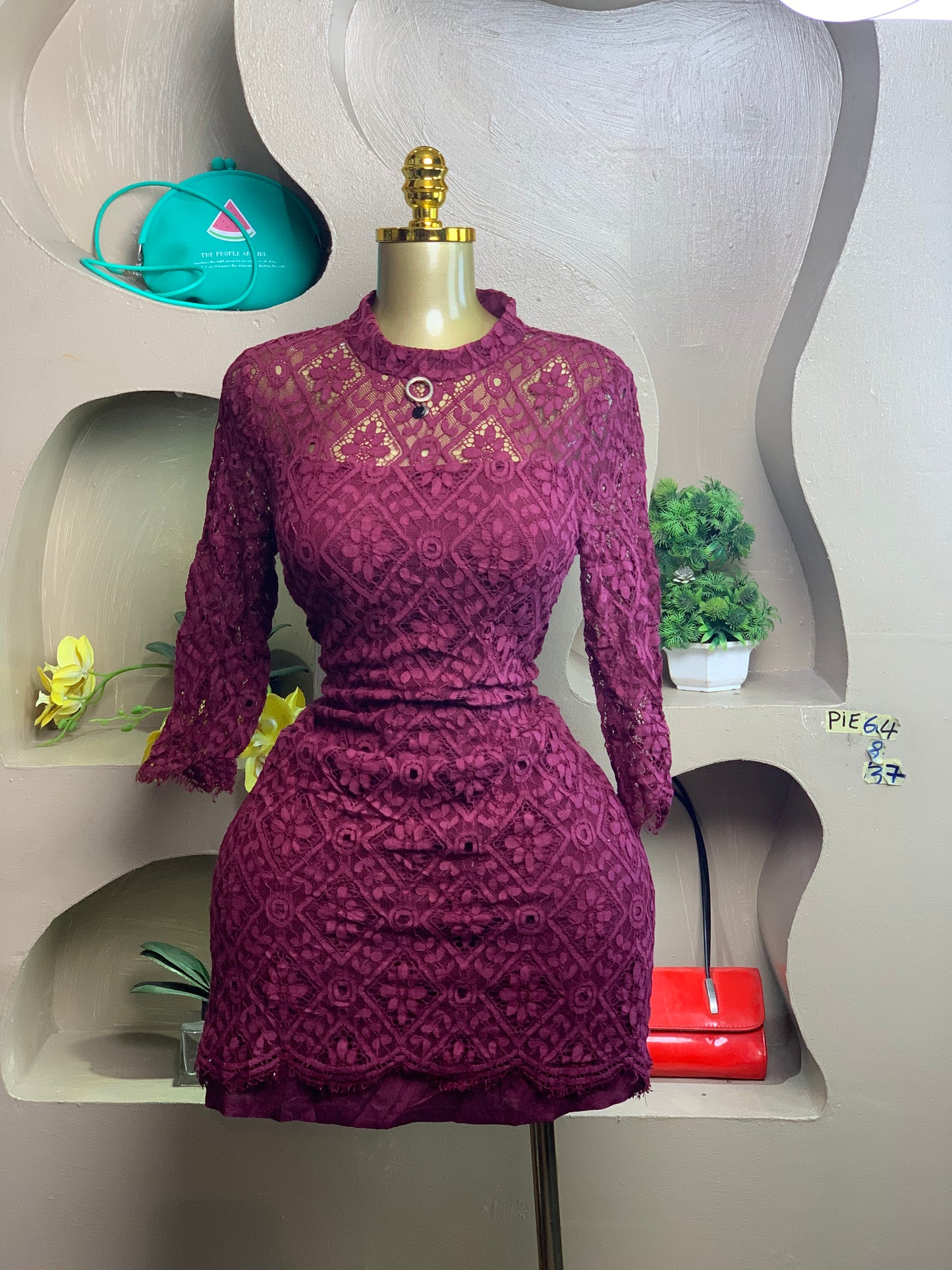 SIZE8 PIE64 Length37 (wine)