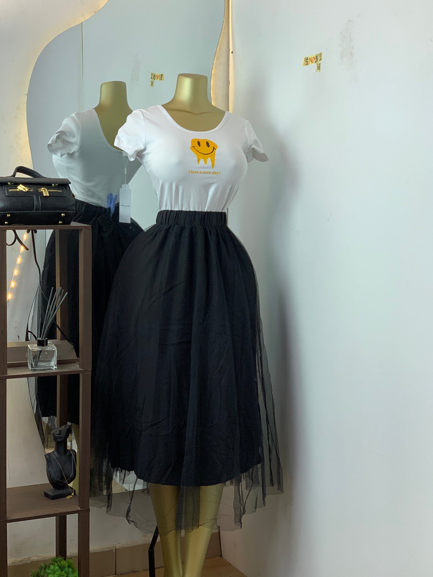 SIZE16 15NOV32 (skirt only)