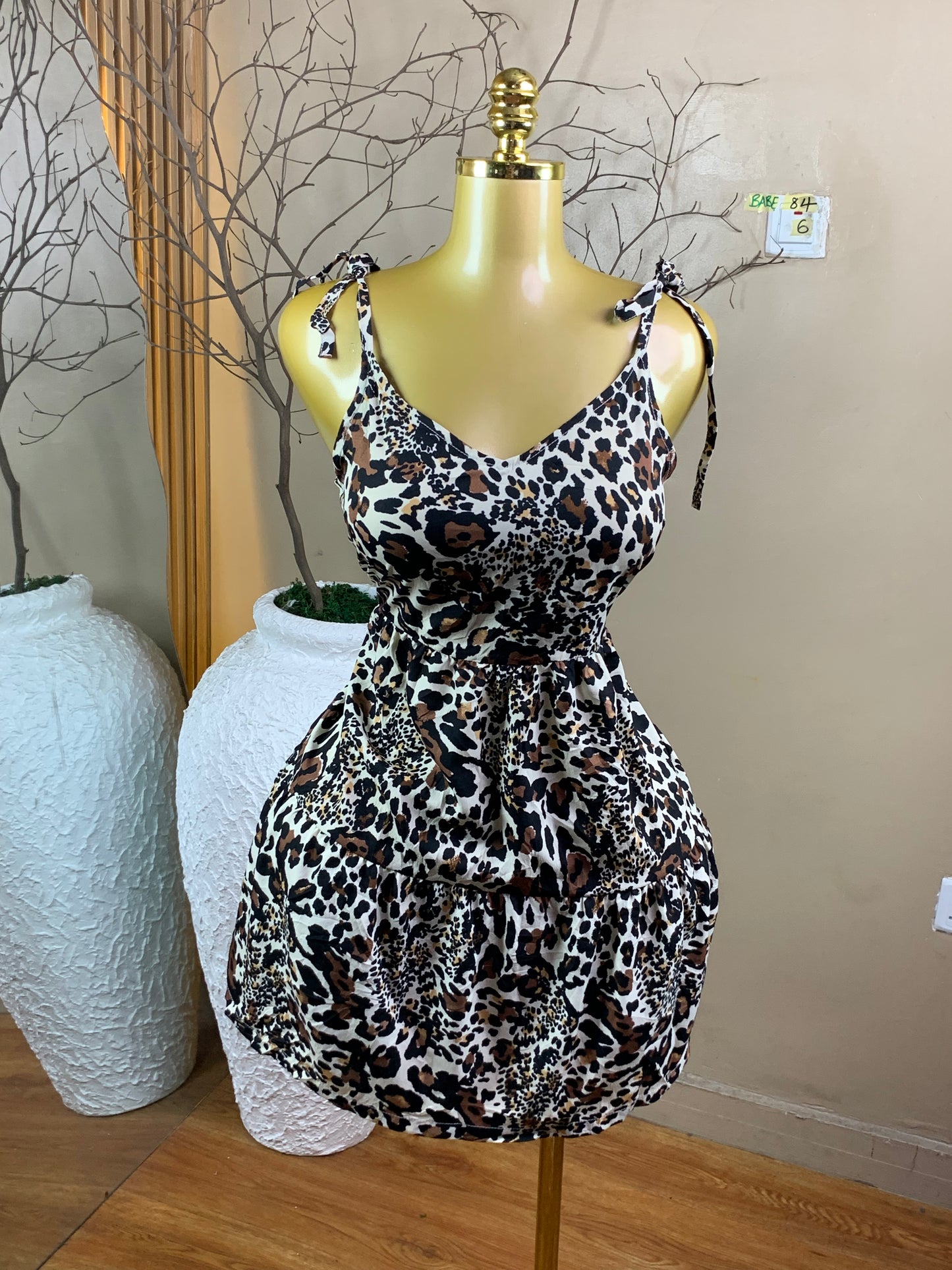 SIZE6 BABE84(free dress)