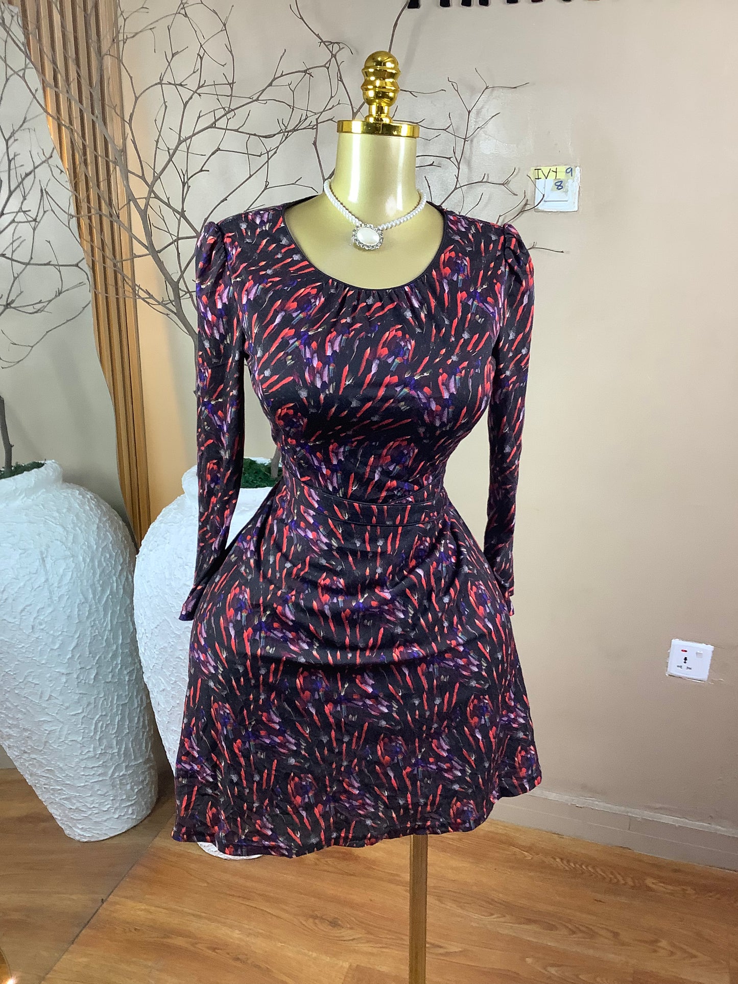 SIZE8 IVY9