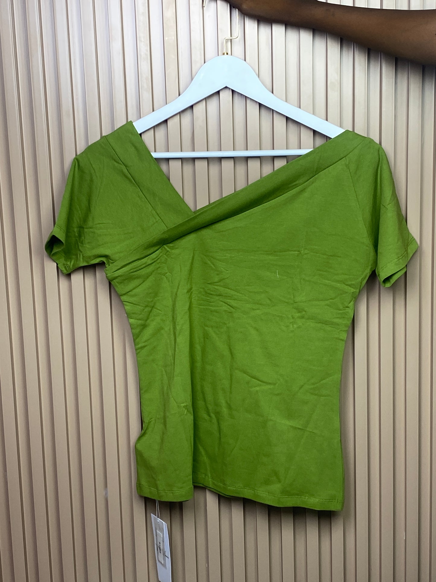 SIZE14 BASIC Top 18