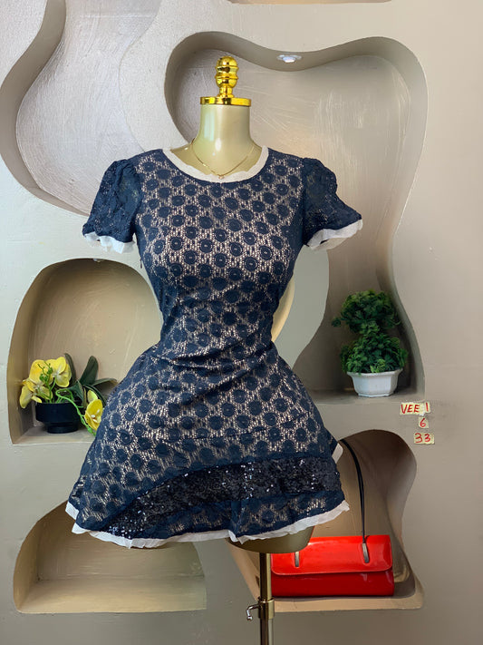 VEE1 SIZE6
