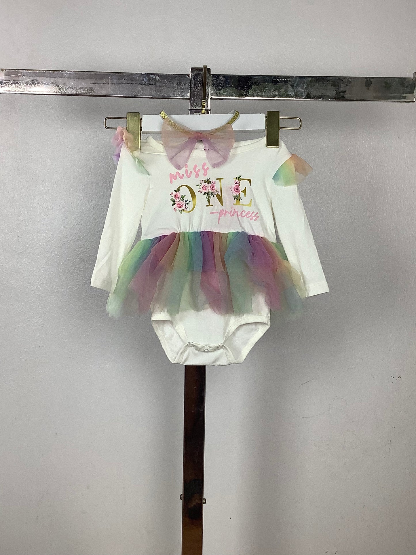 Tiara17 (0-3month)