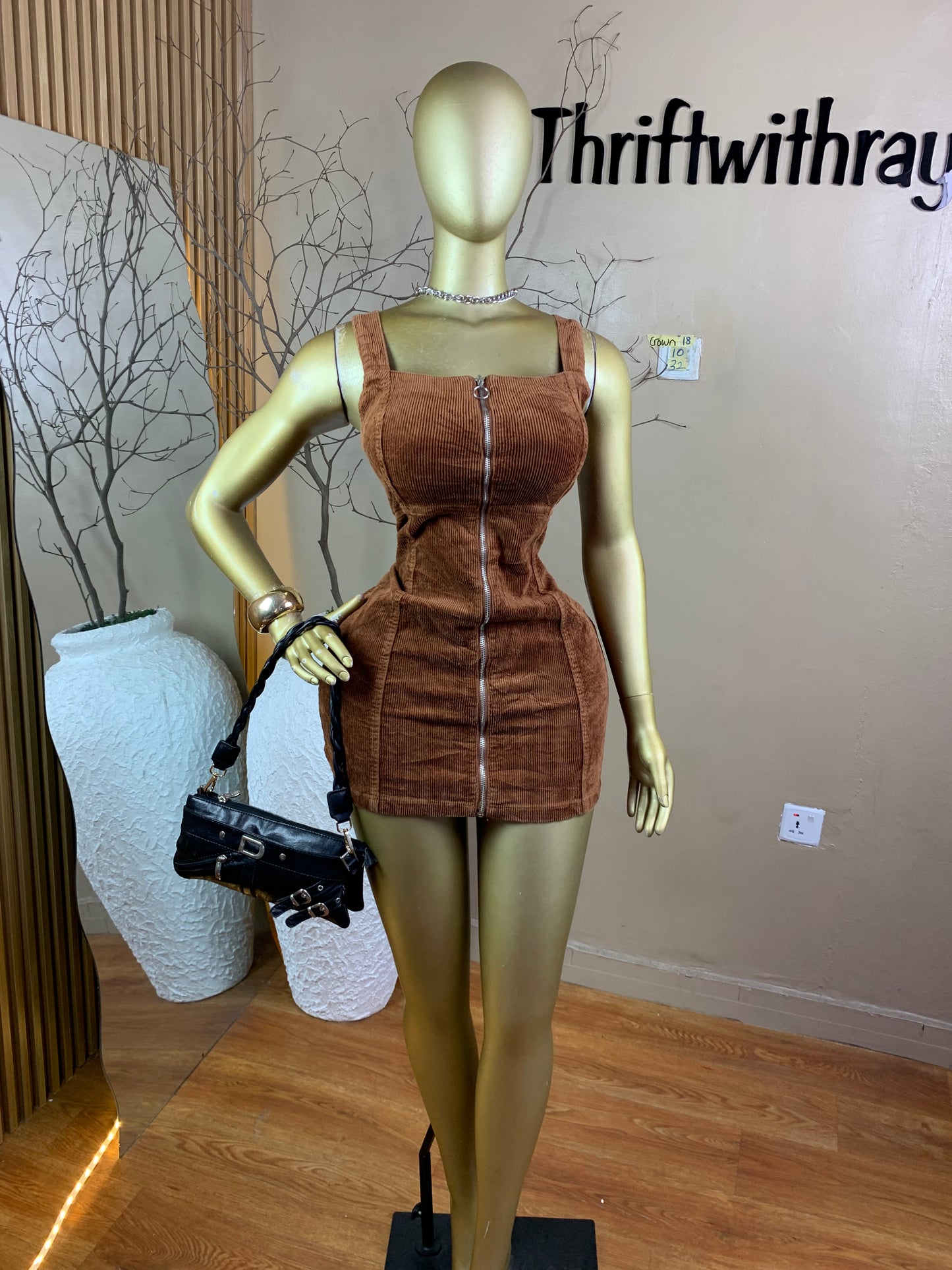 SIZE10 Crown18 Length32