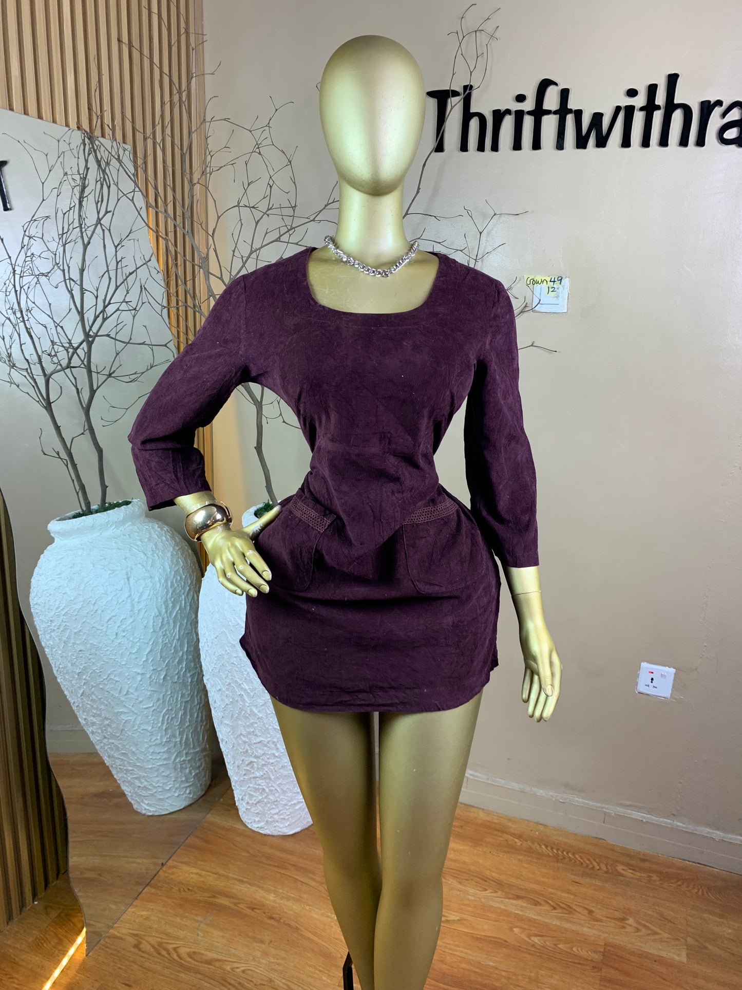 SIZE12 Crown49
