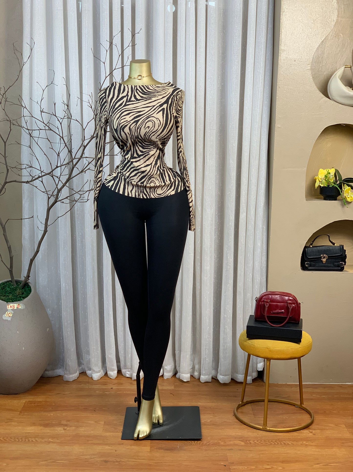 TAB6 SIZE10 Animal print TOP