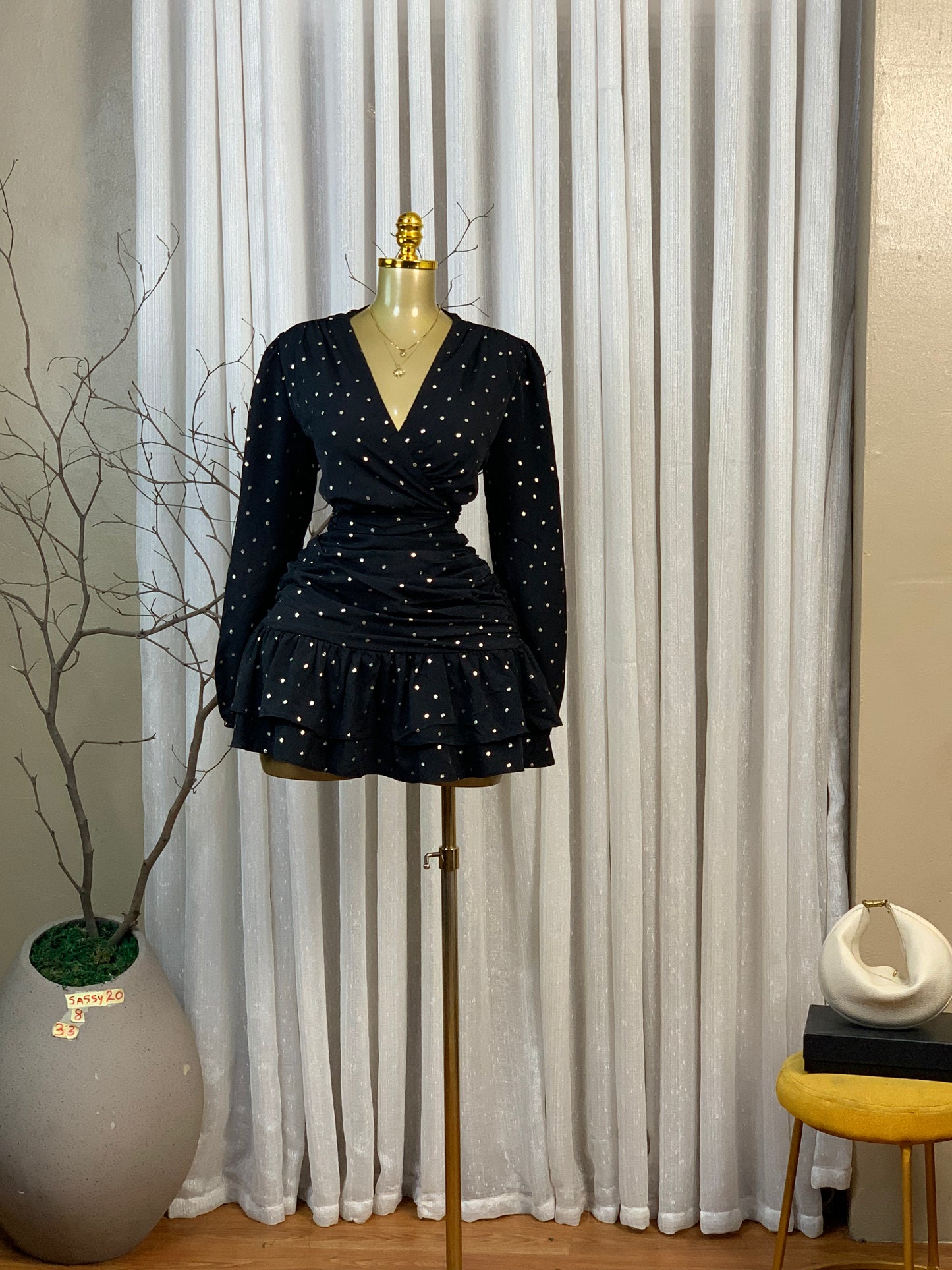 SASSY20 SIZE8 DRESS Length33