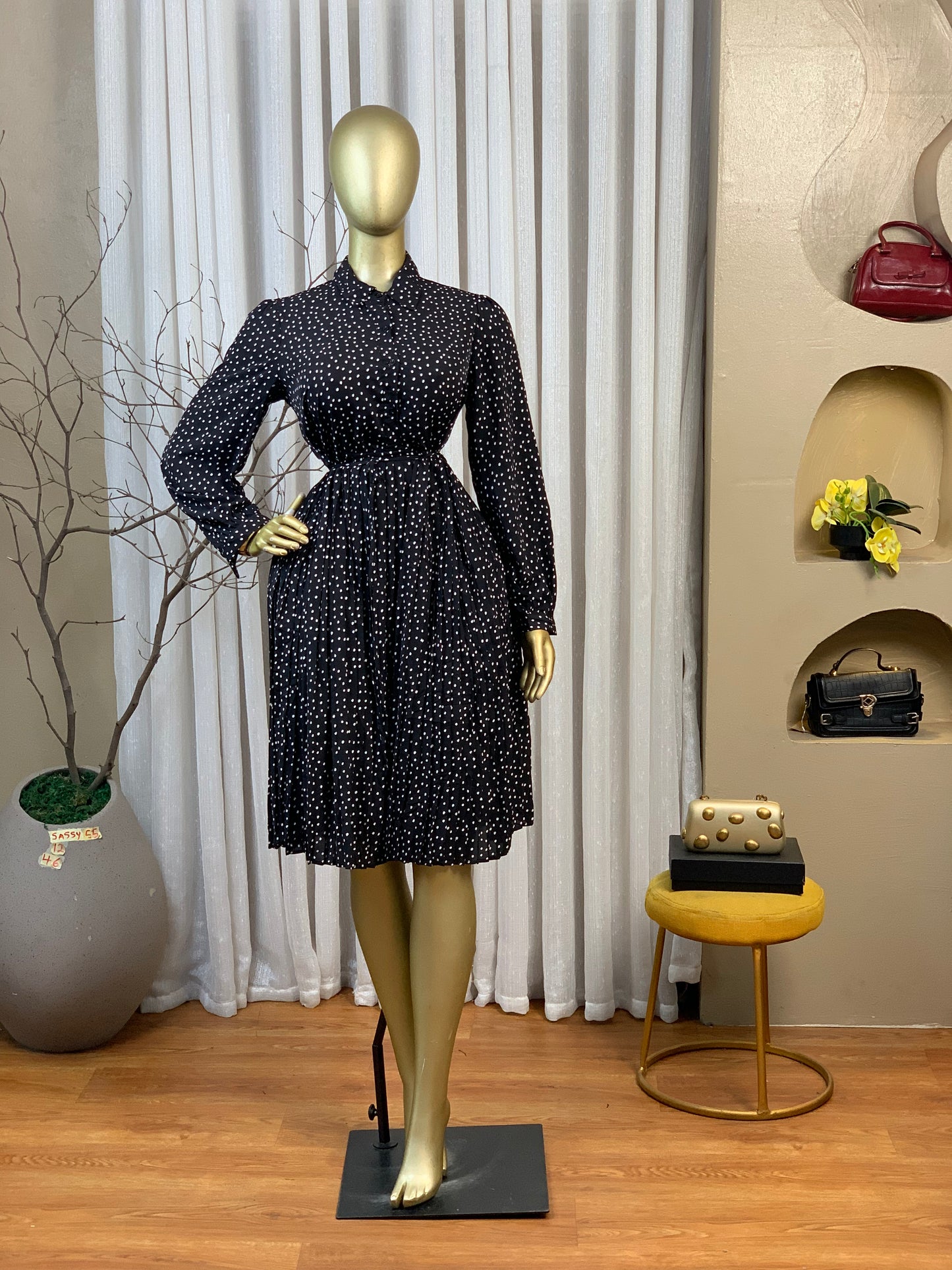 SASSY55 SIZE12 Black&white Polka dot DRESS Length46