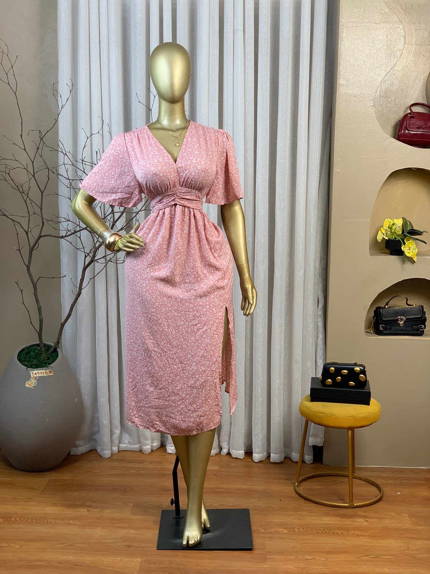 SASSY63 SIZE16 DRESS Length50