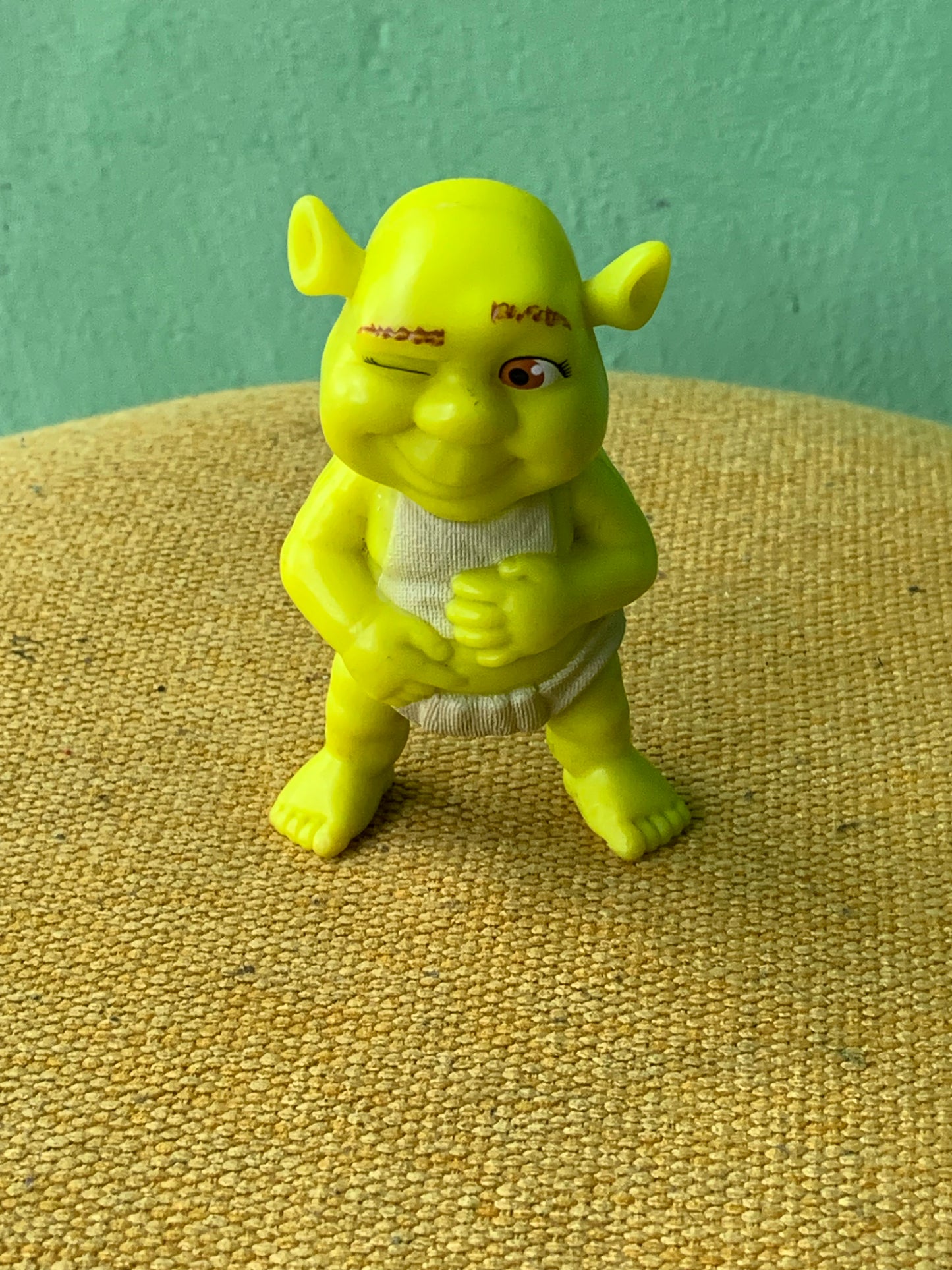 Yellow shrek(Children toy)