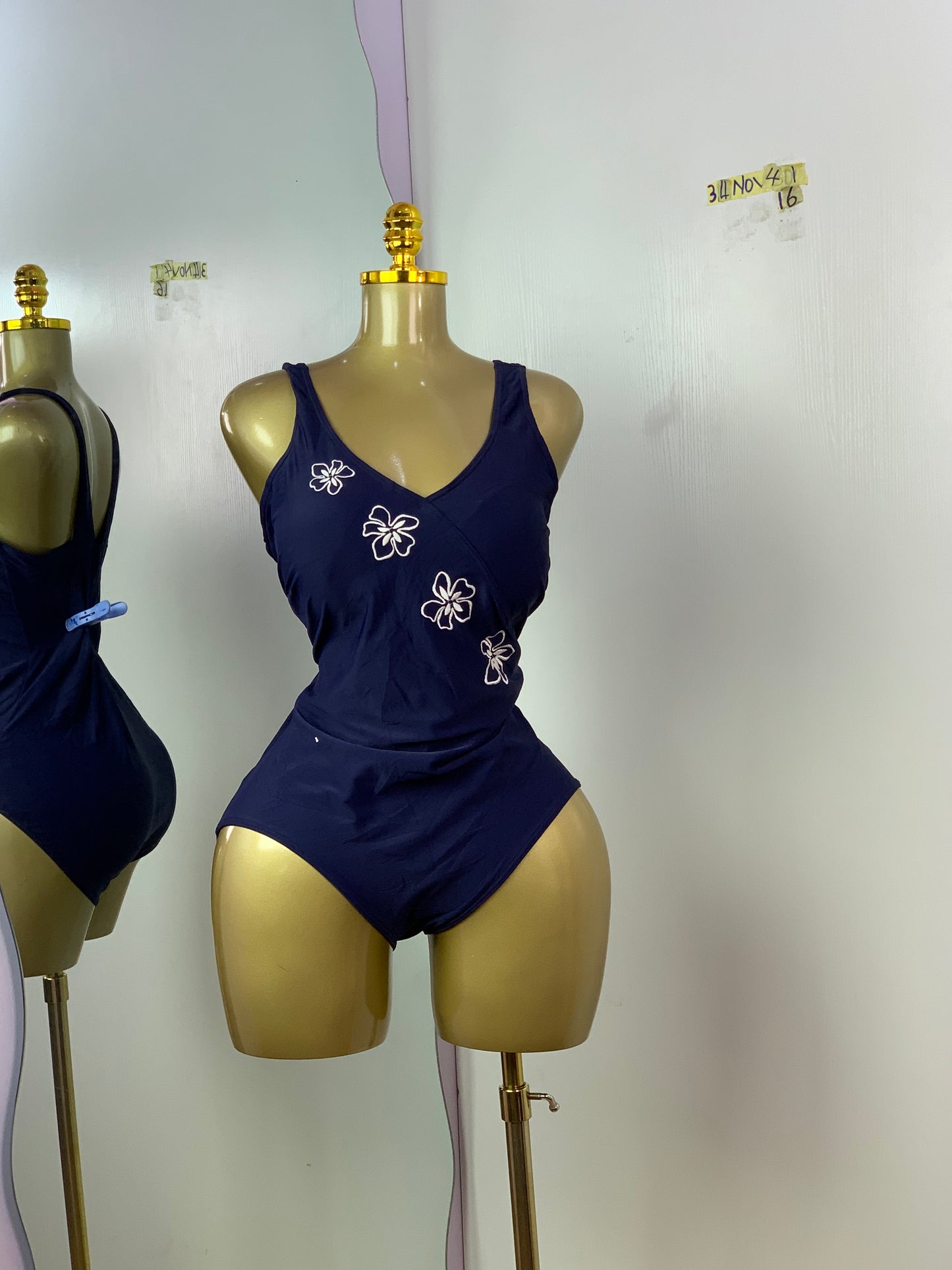 SIZE16 34NOV41 (swimsuit)