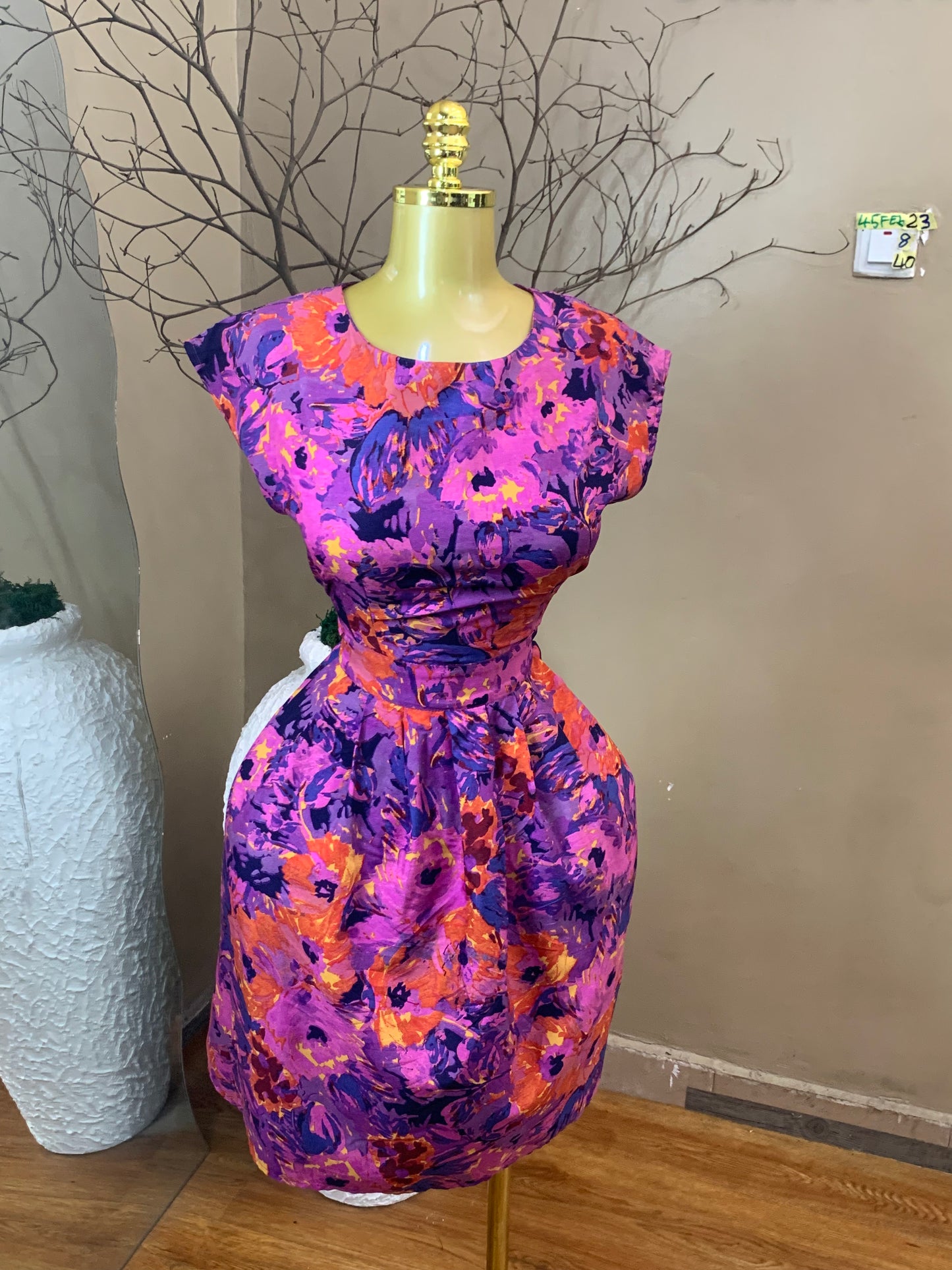 SIZE8 45FEB23 Length40