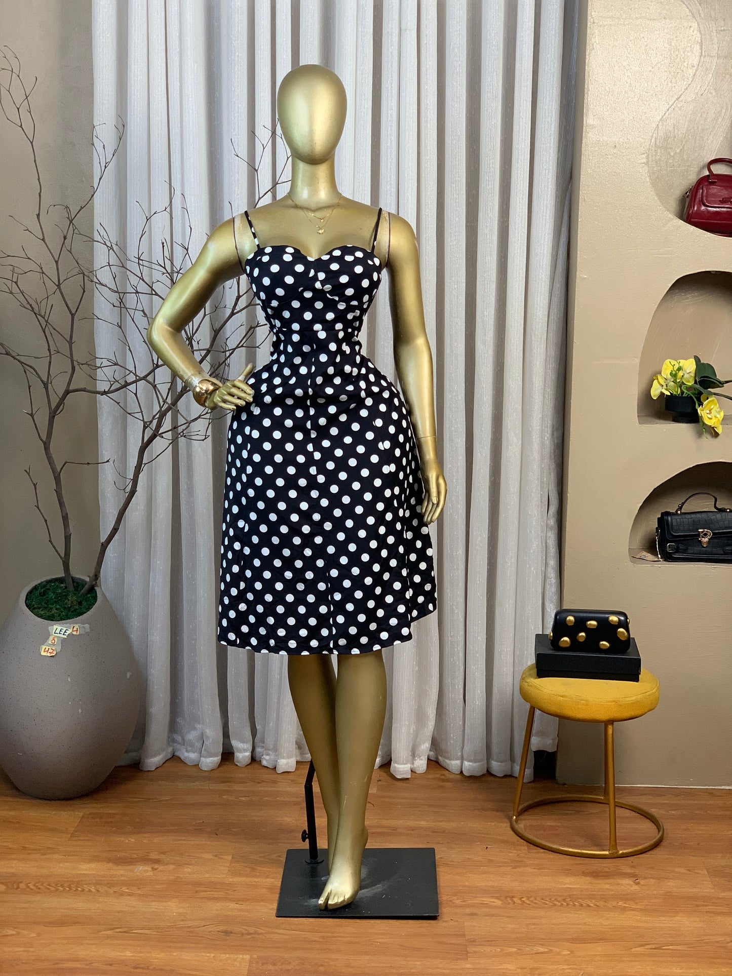 LEE4 SIZE8 Black&white polka dot DRESS Length47