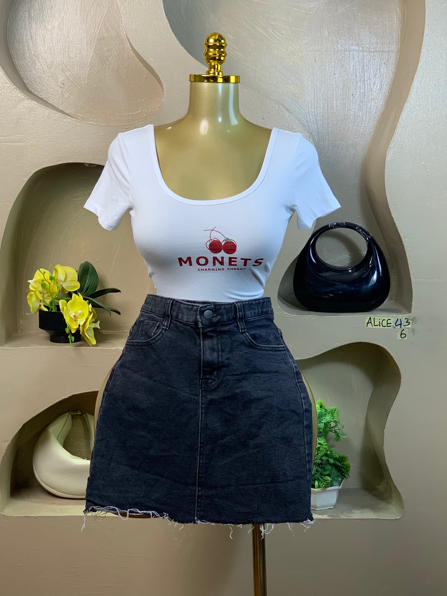 SIZE6 ALICE43 (skirt only)
