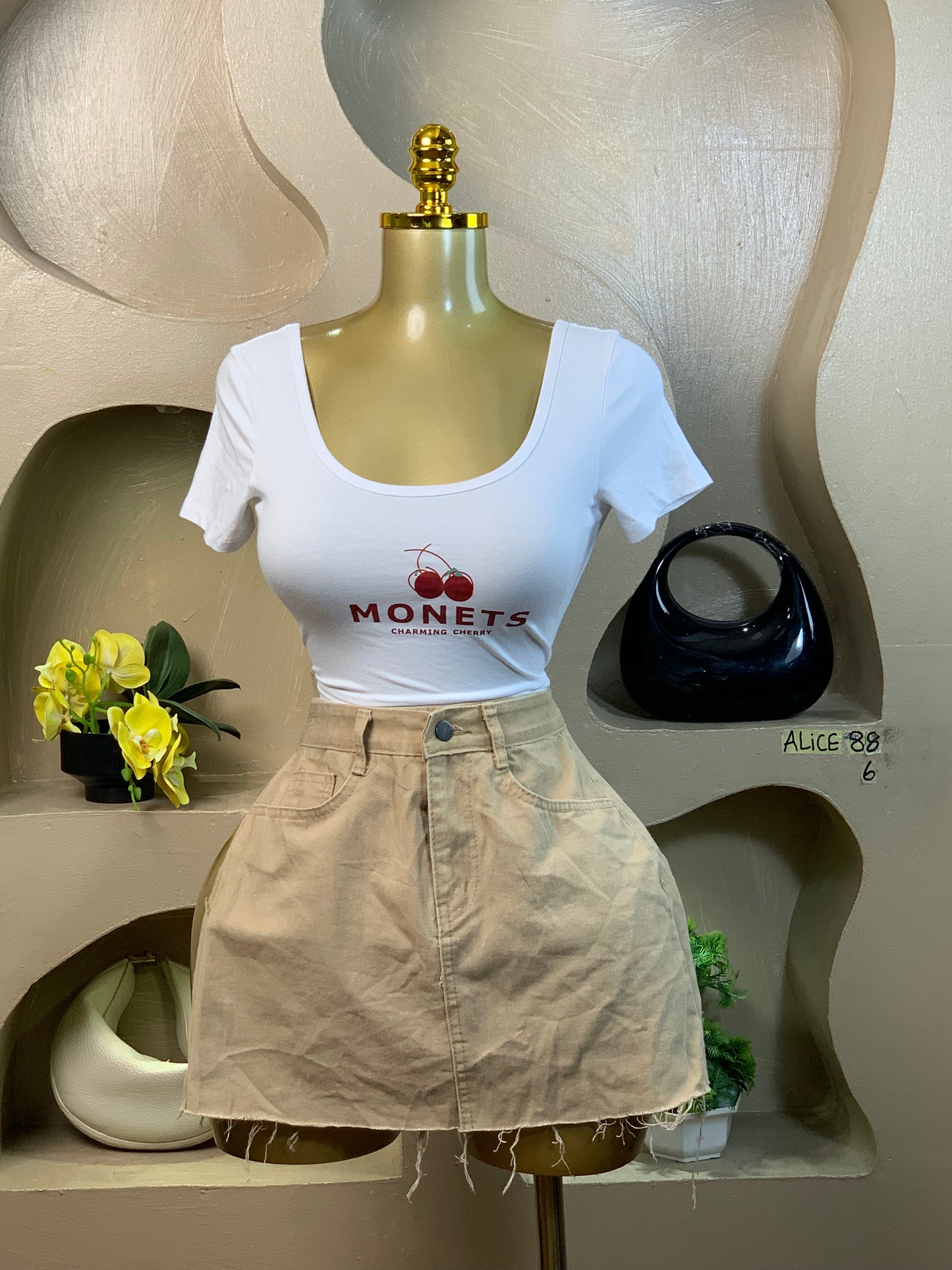 SIZE6 ALICE88 (Skirt only)