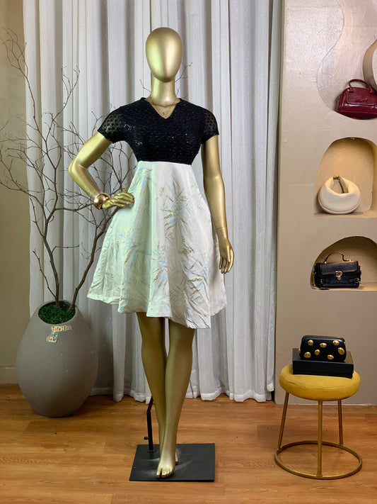 TIFE12 SIZE8 DRESS Length44