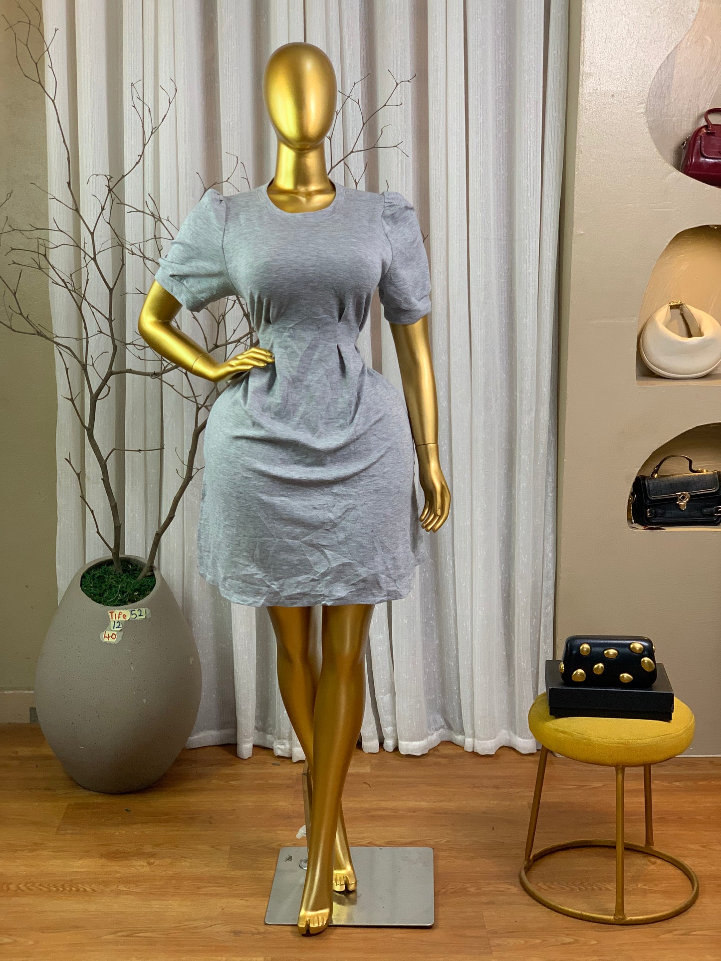 TIFE52 SIZE12 DRESS Length40