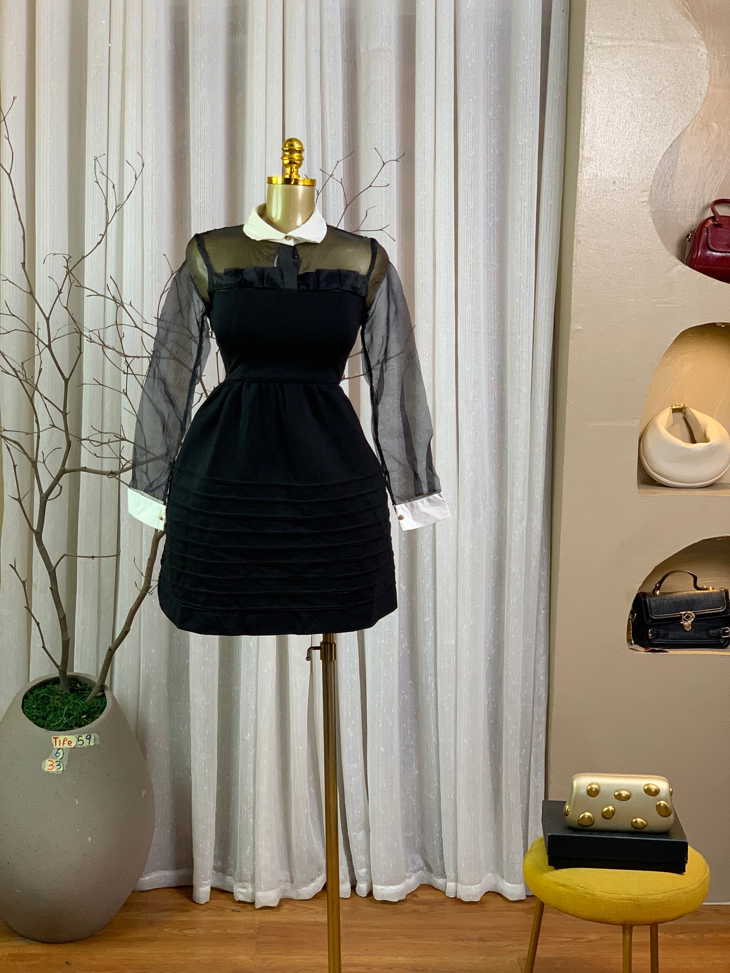 TIFE59 SIZE6 black DRESS Length3