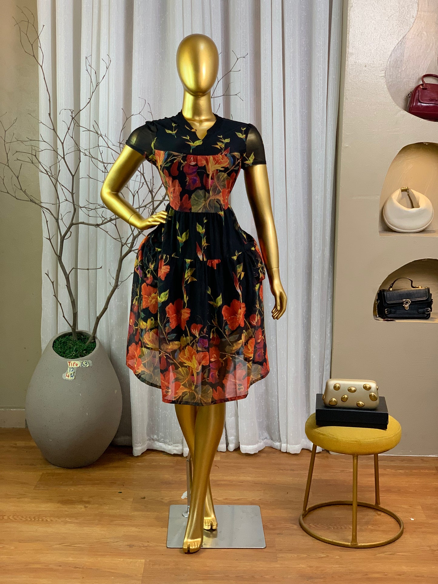 TIFE63 SIZE12 DRESS Length44