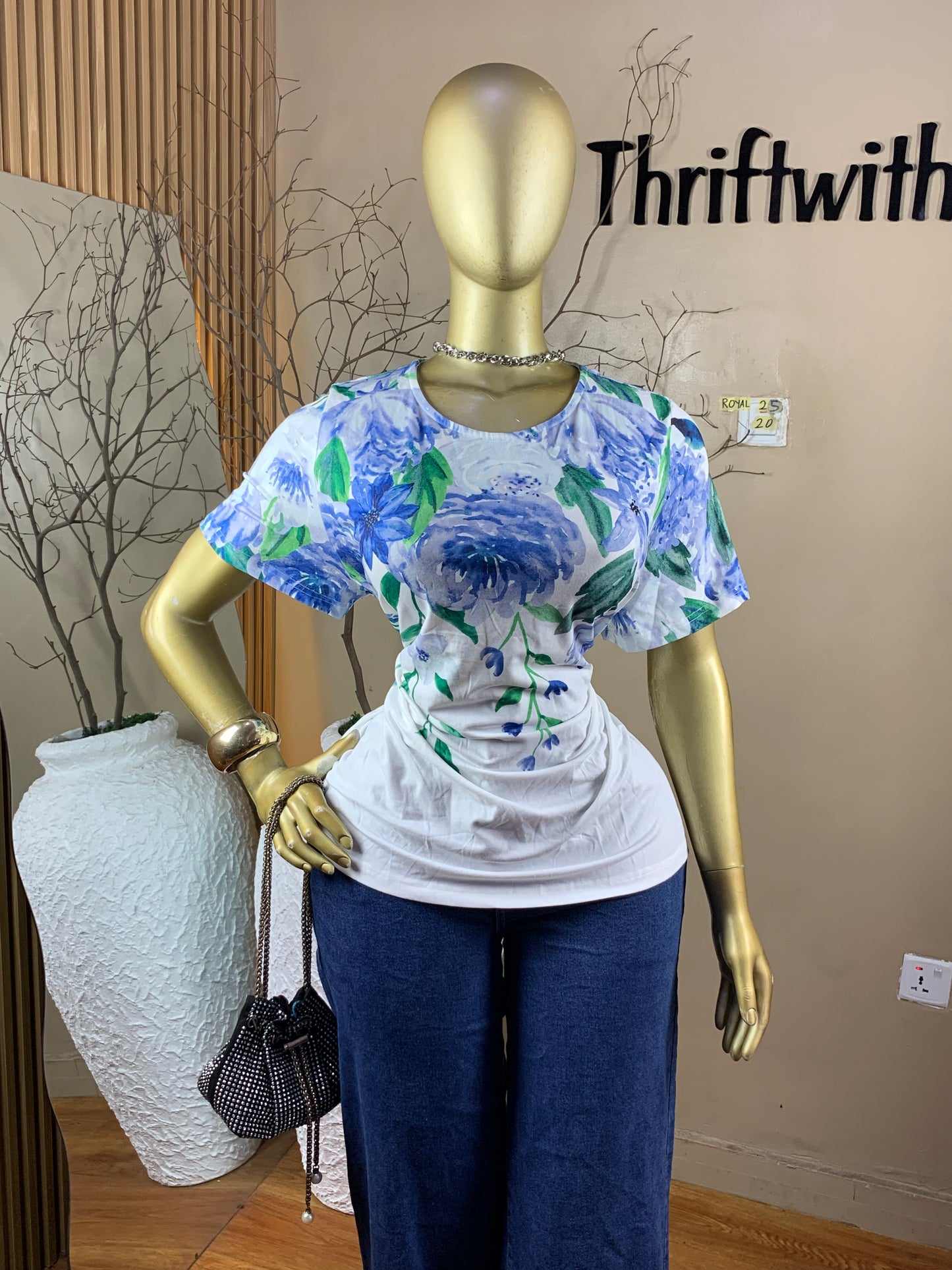 SIZE20 ROYAL25(Top only)