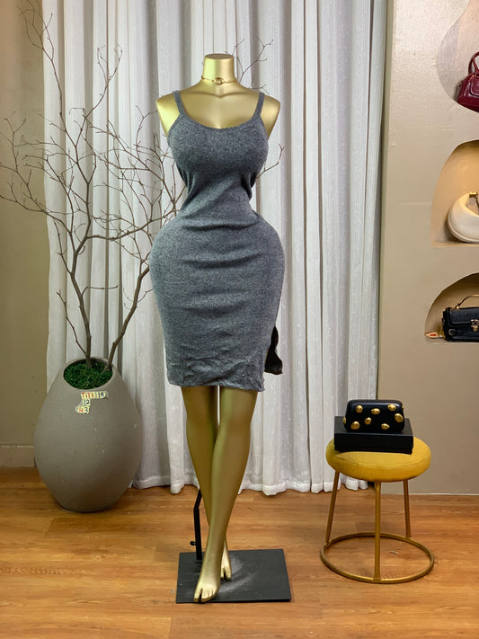 TITI18 SIZE12 DRESS Length43