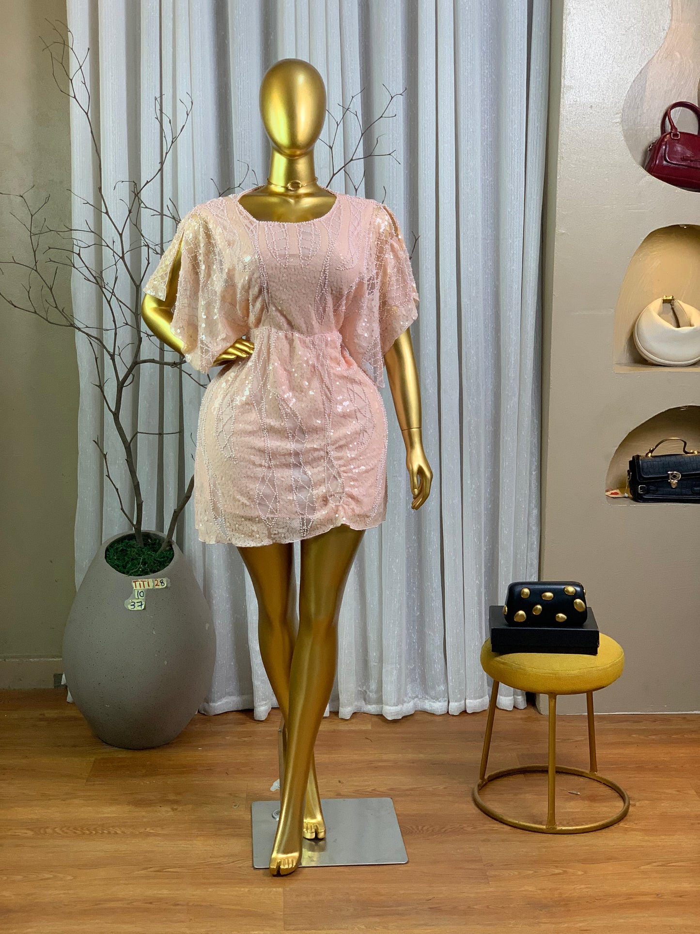TITI28 SIZE10 DRESS Length37