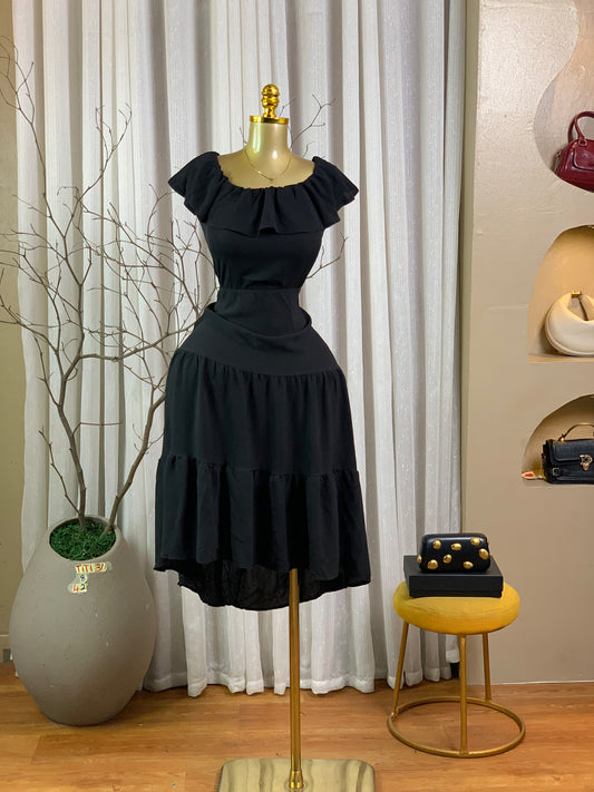 TITI31 SIZE8 Black DRESS Length42