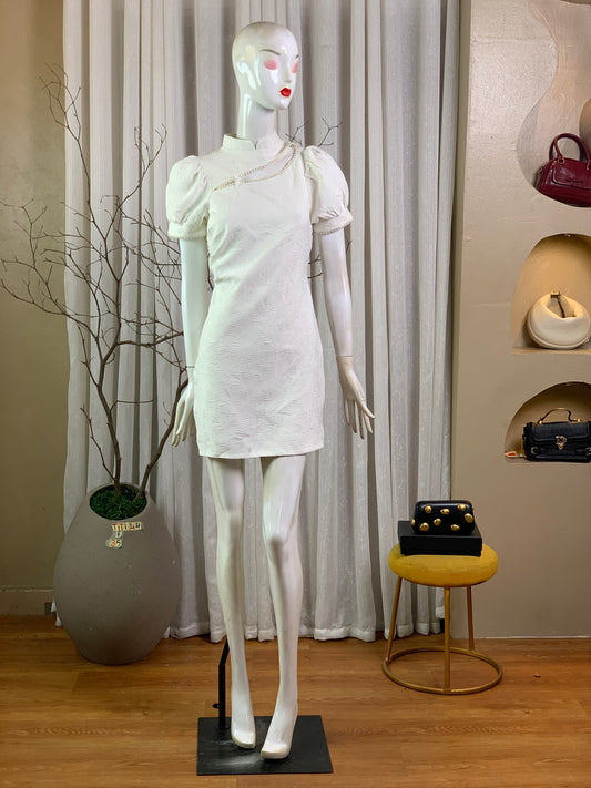 TITI44 SIZE6 White DRESS Length35