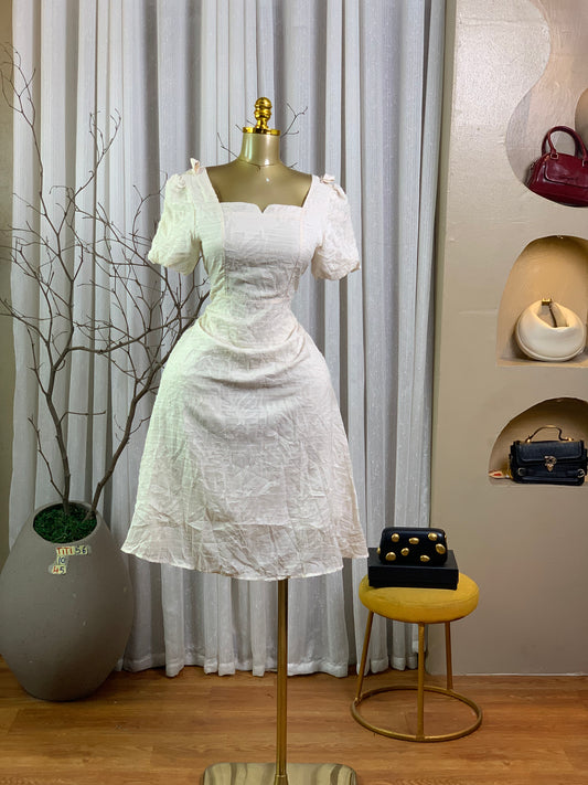 TITI56 SIZE10 Off white DRESS Length46