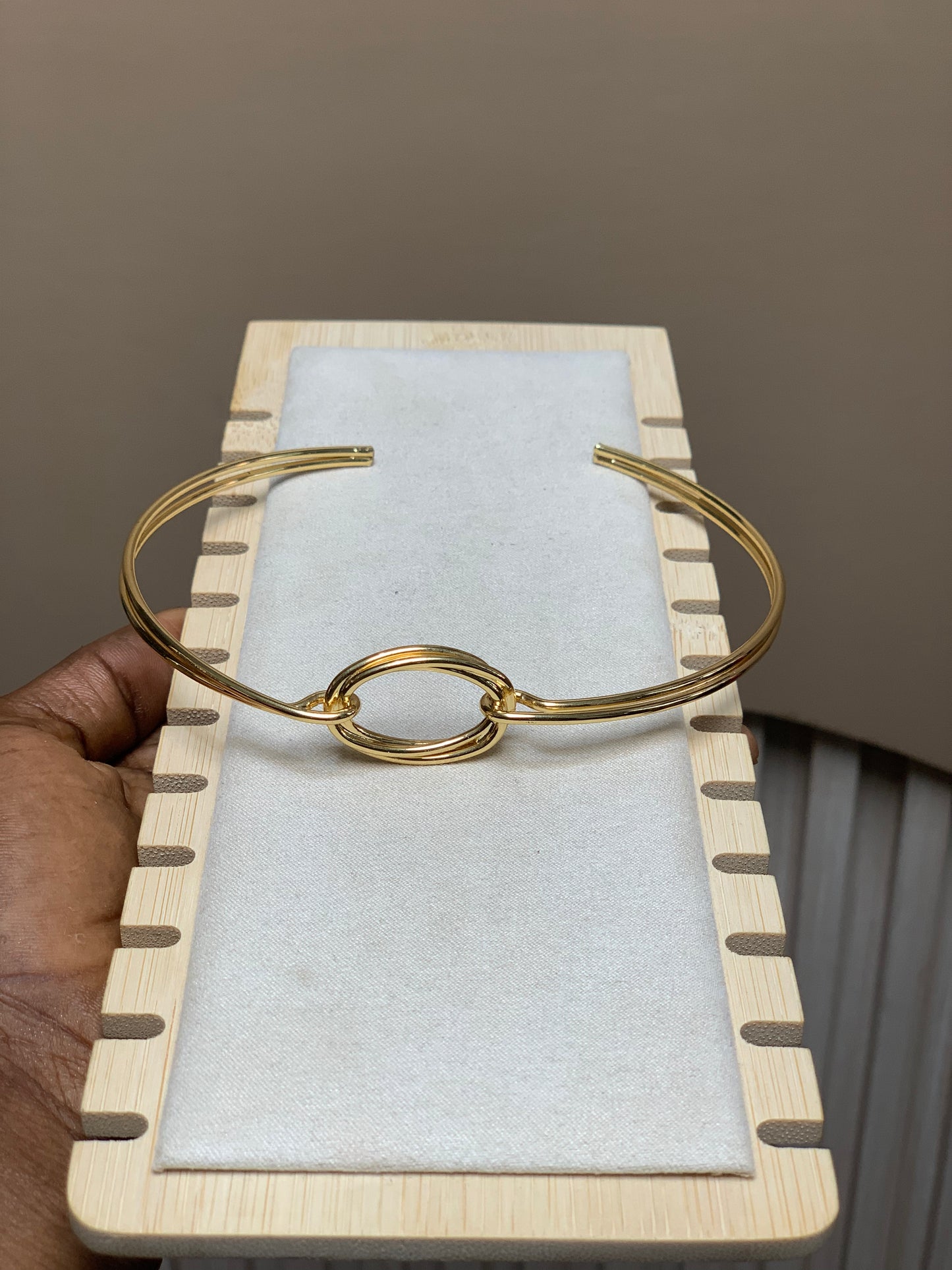 Choker C1