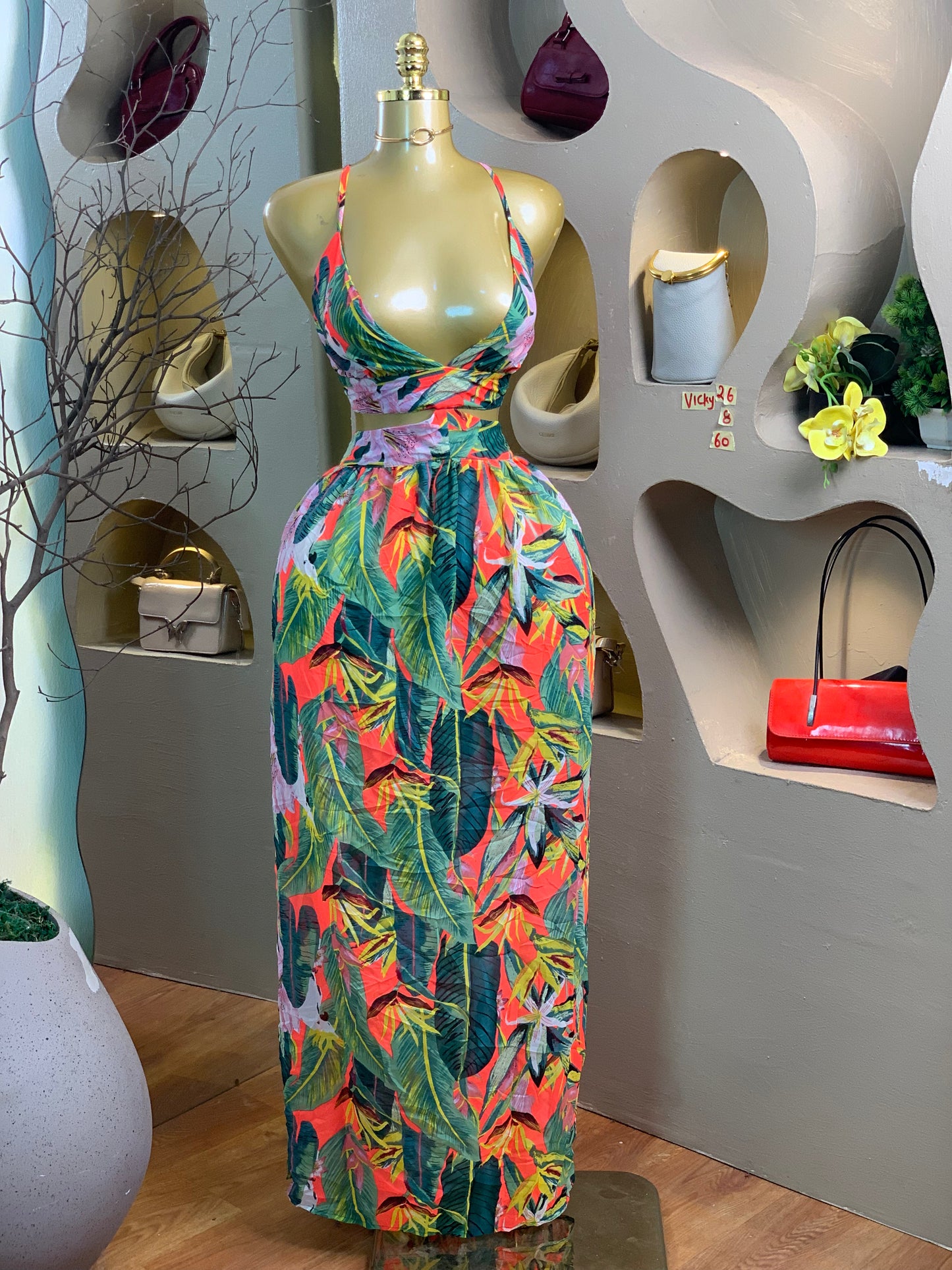 VICKY26 SIZE8 Floral DRESS Length60