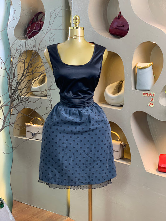 VICKY41 SIZE8 DRESS Length39