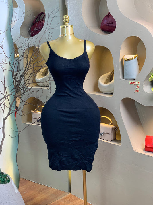VICKY46 SIZE8 Black DRESS Length40