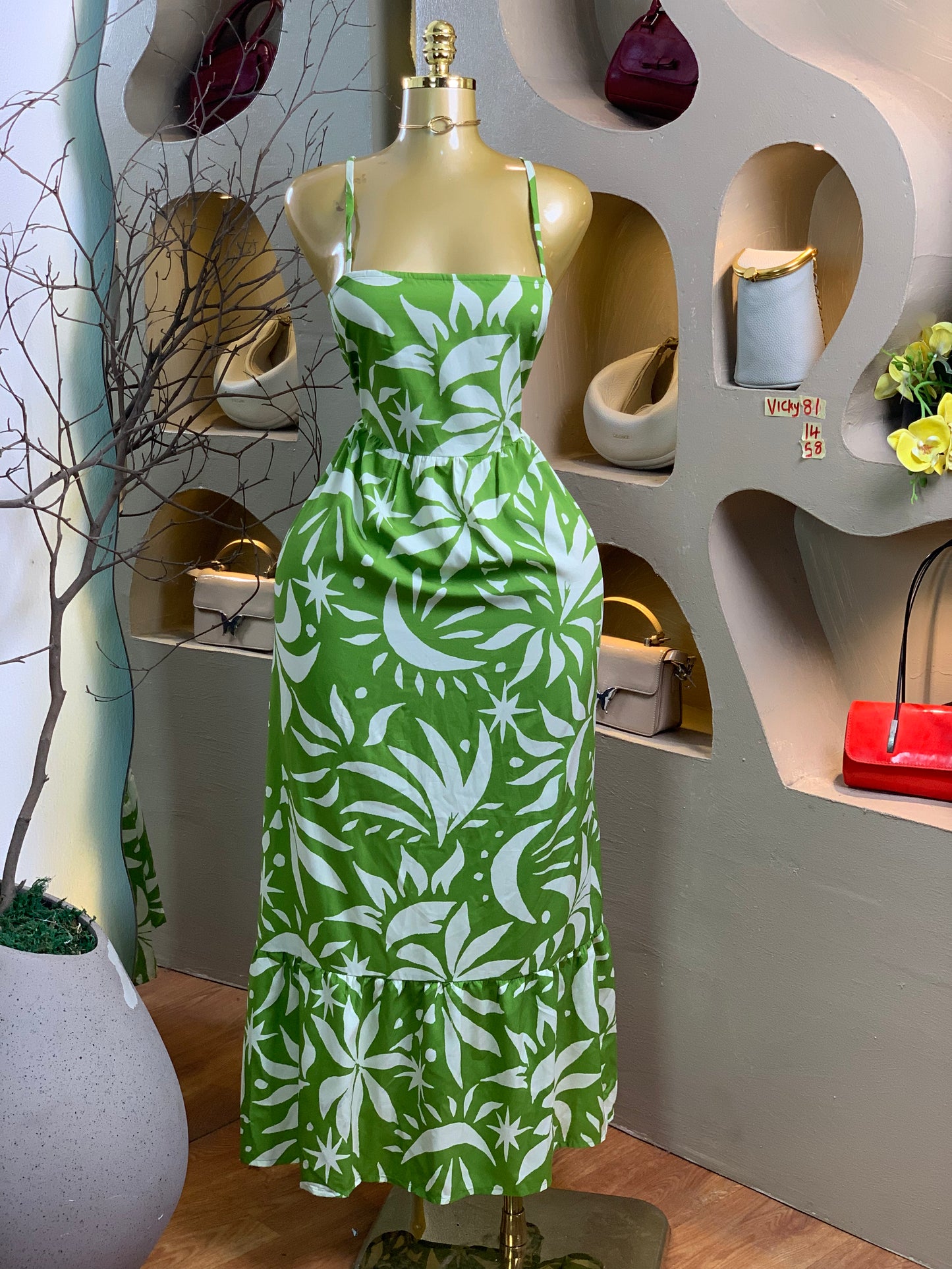 VICKY81 SIZE14 Green DRESS Length58