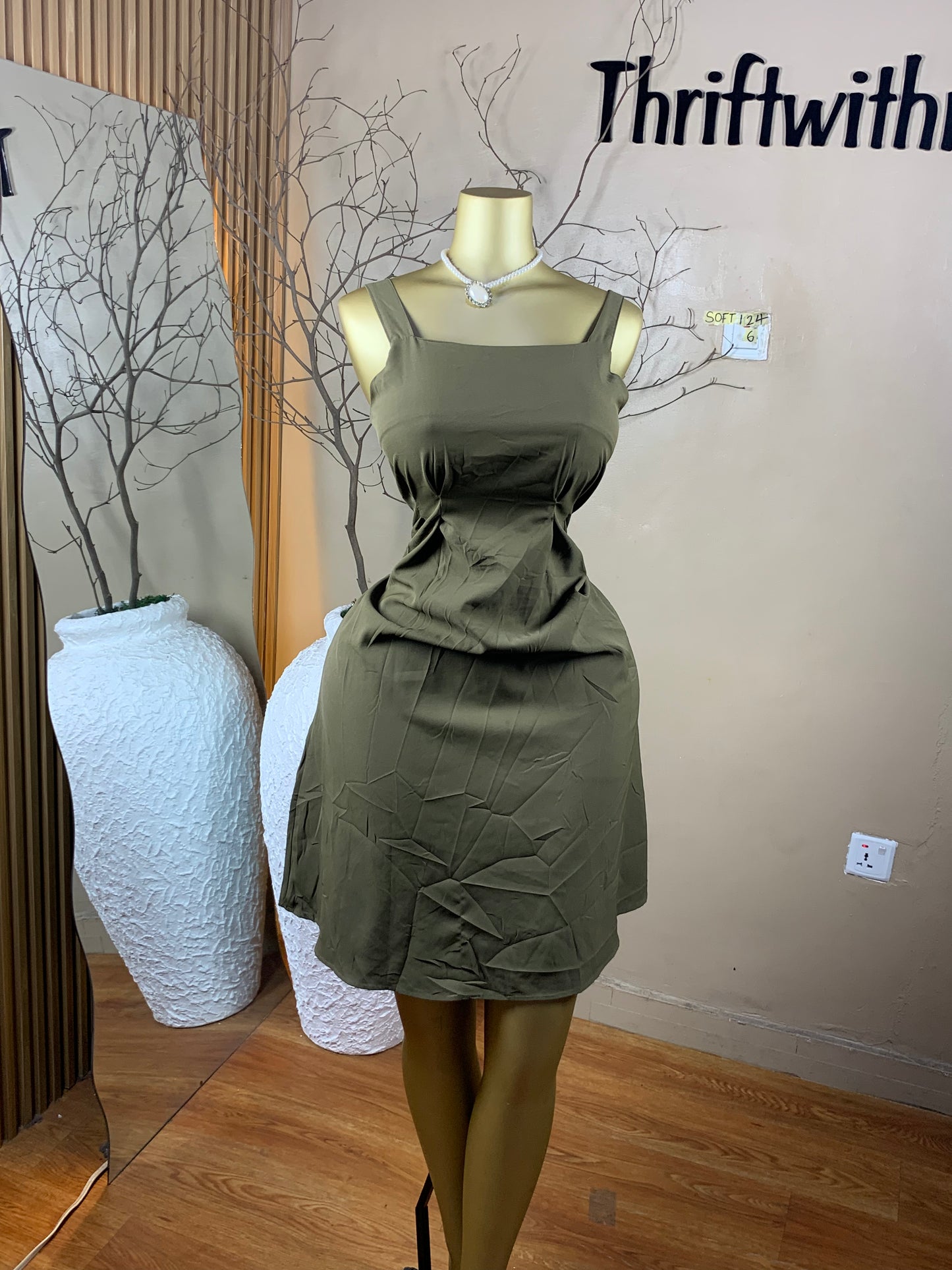 SIZE6 SOFT124