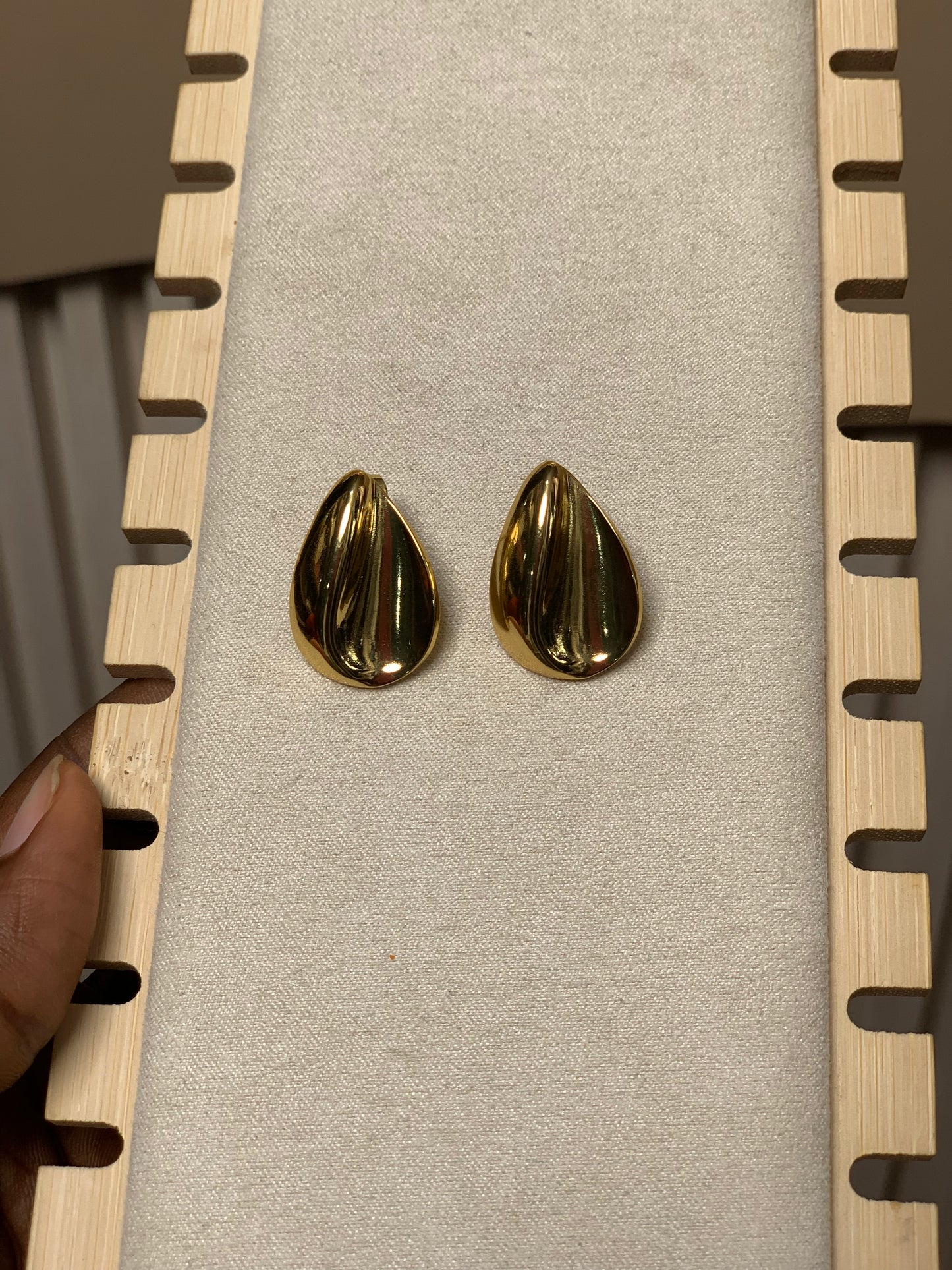 Earring E23