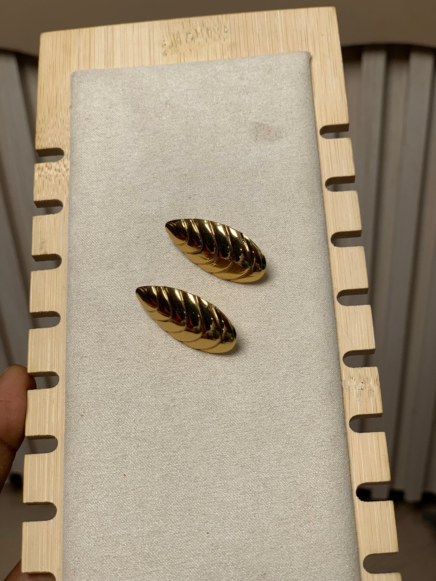 Earring E32