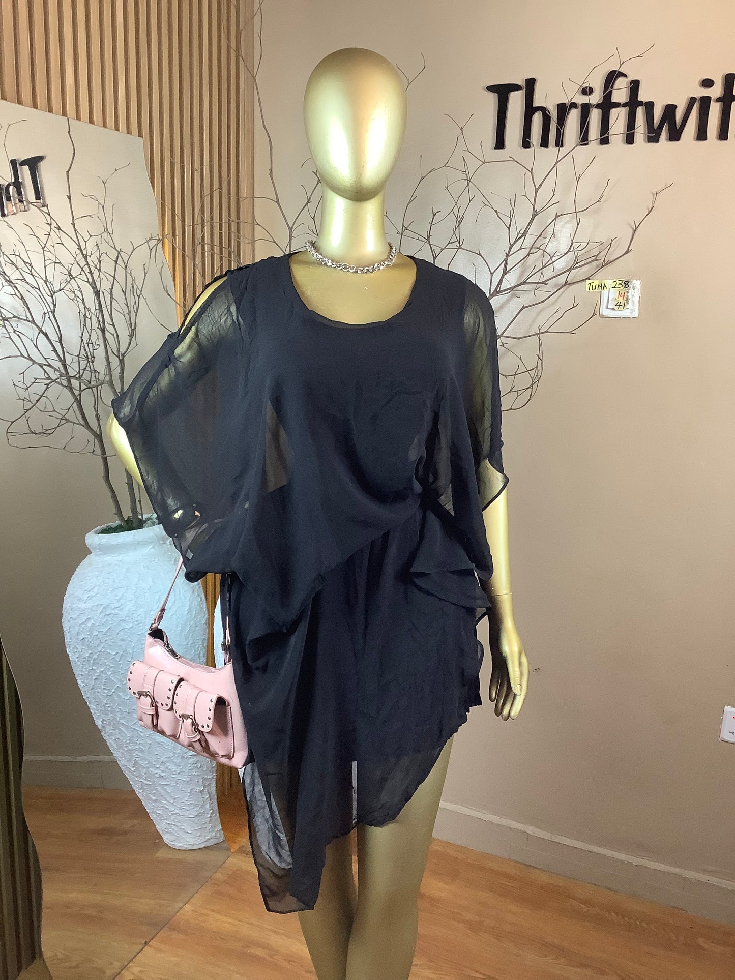 SIZE14 TUNA238 Length41(Black)