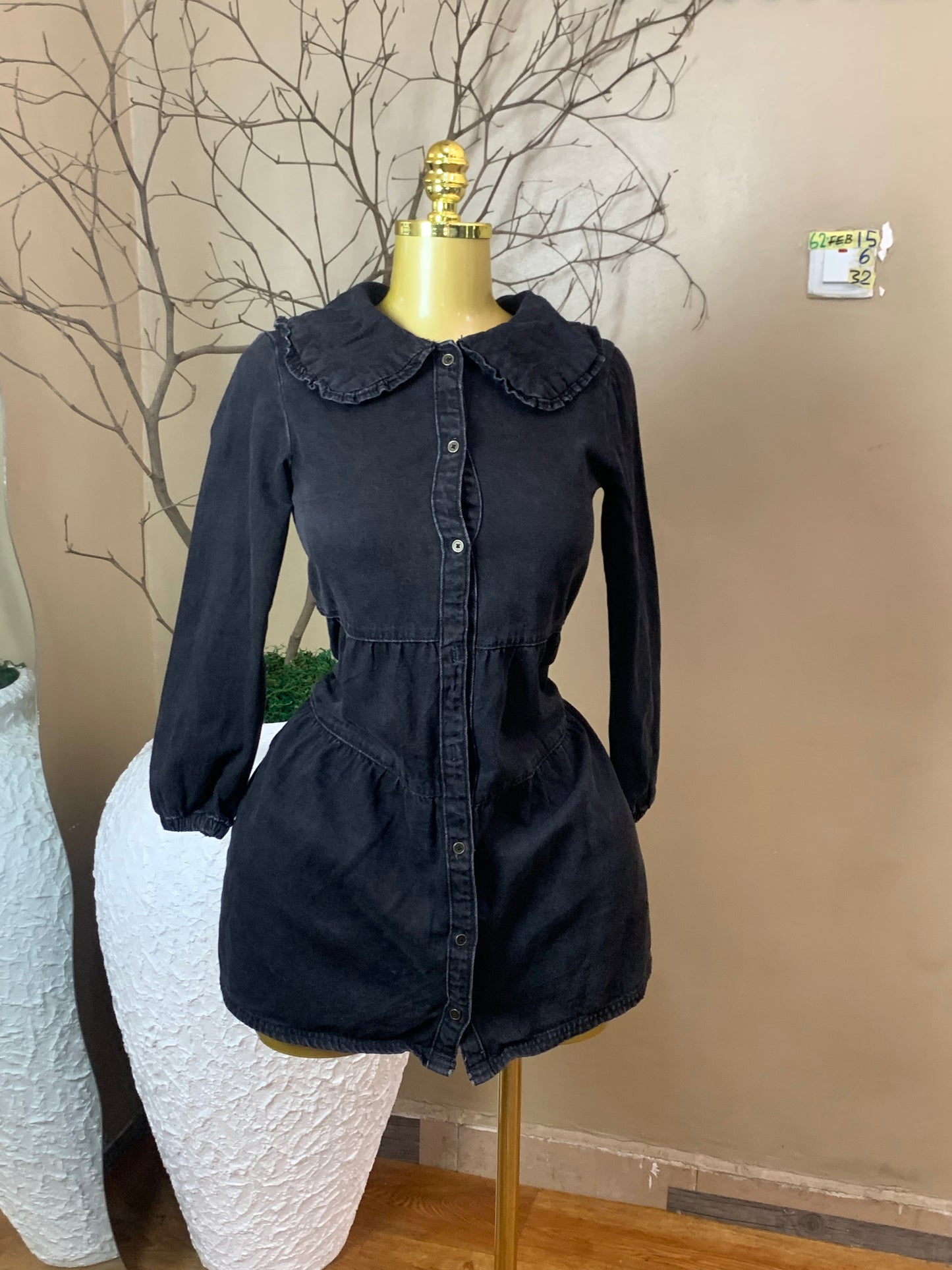 SIZE6 62FEB15 Length32(Two button off)