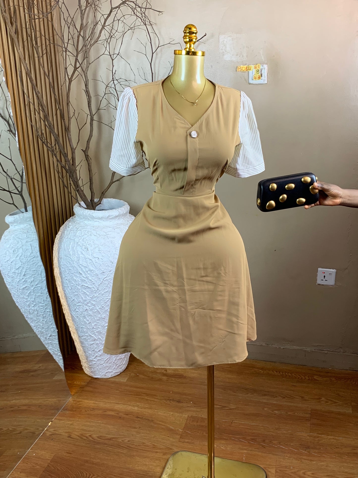 BOLU51 SIZE8 Length43 dress