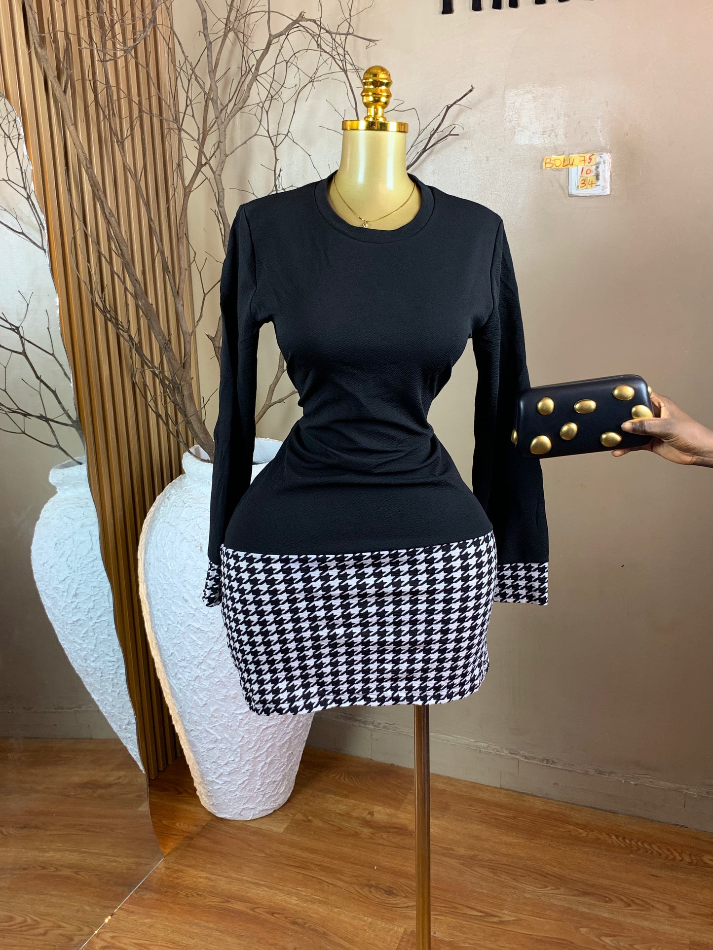 BOLU75 SIZE10 Length34 white&black dress