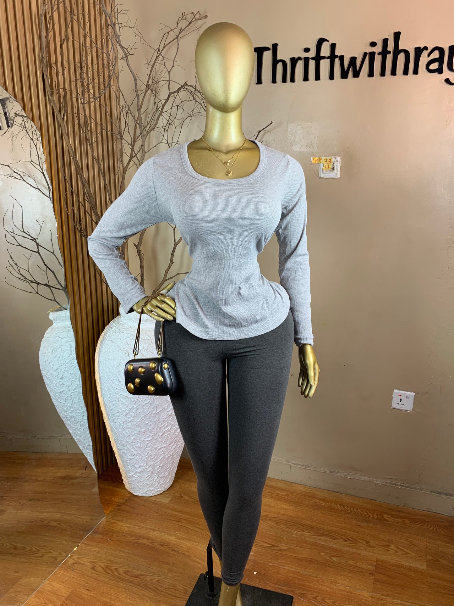 ENNY73 SIZE14(Top only)