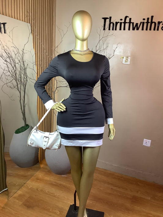 DAVE25 WHITE&BLACK DRESS SIZ12 Length36