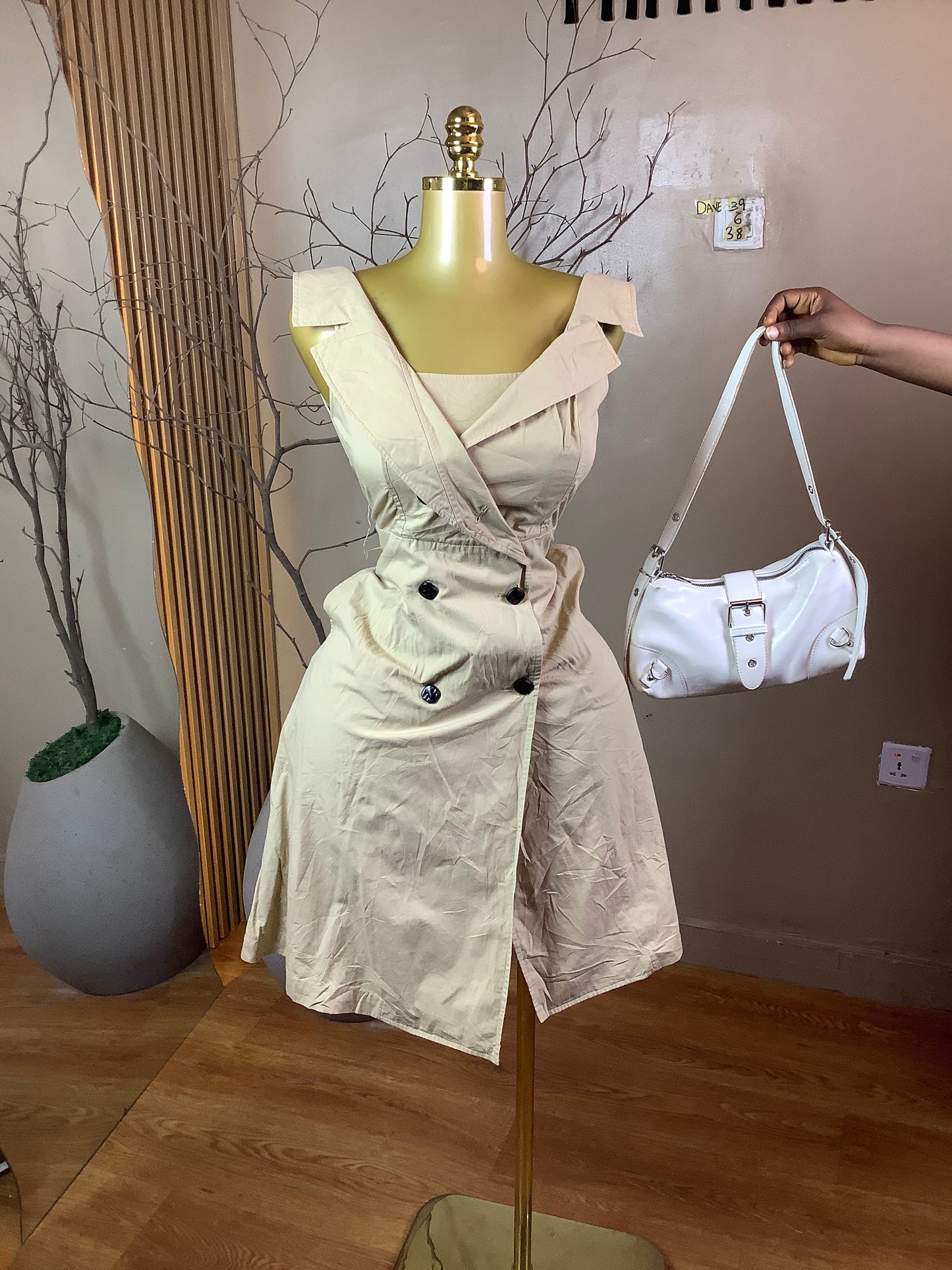 DAVE39 NUDE DRESS SIZE6 Length38