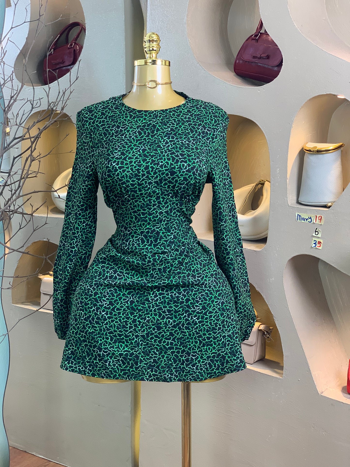 MARY19 SIZE6 Green DRESS Length35