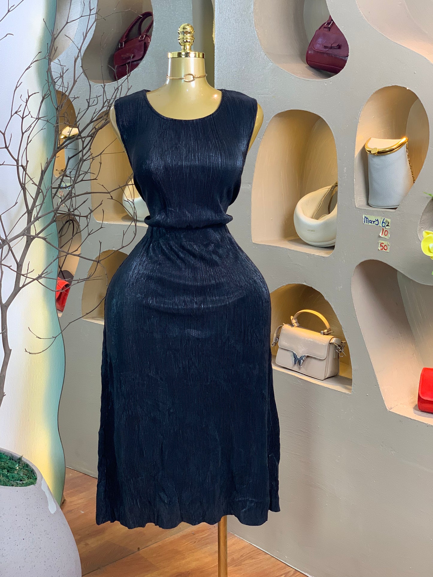 MARY62 SIZE10 Black DRESS Length50